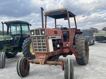 Main image International Harvester 886