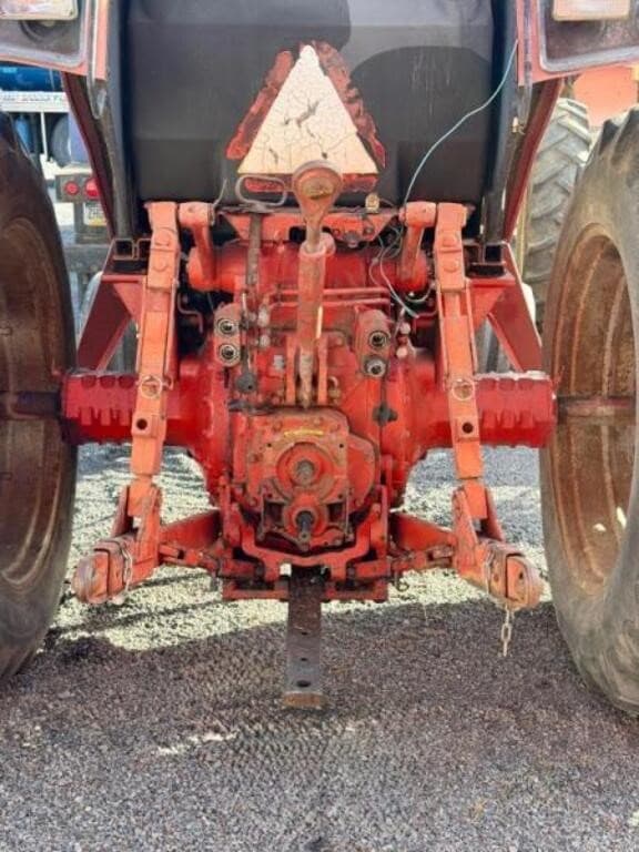 Image of International Harvester 886 equipment image 3