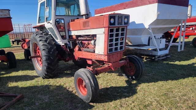 Image of International Harvester 966 equipment image 3