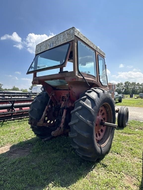Image of International Harvester 966 equipment image 3