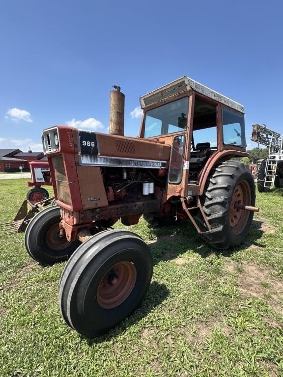 Image of International Harvester 966 Primary image