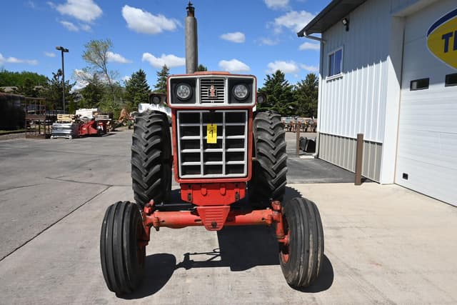 Image of International Harvester 966 equipment image 4