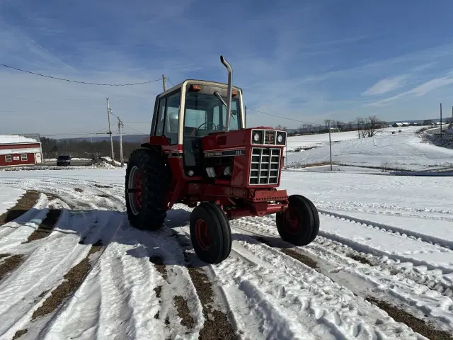 Image of International Harvester 986 equipment image 3