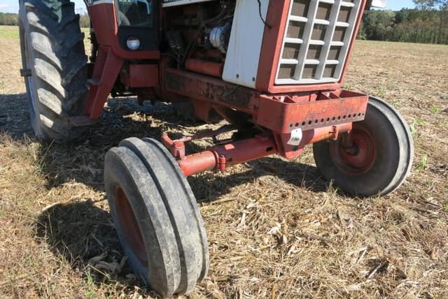 Image of International Harvester 986 equipment image 4