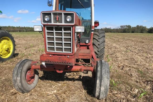 Image of International Harvester 986 equipment image 2