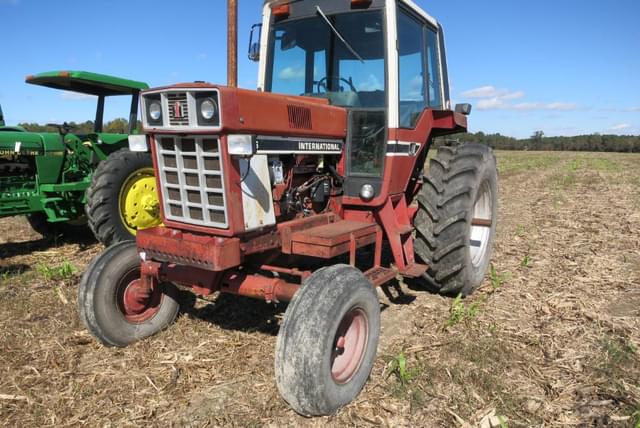 Image of International Harvester 986 equipment image 1