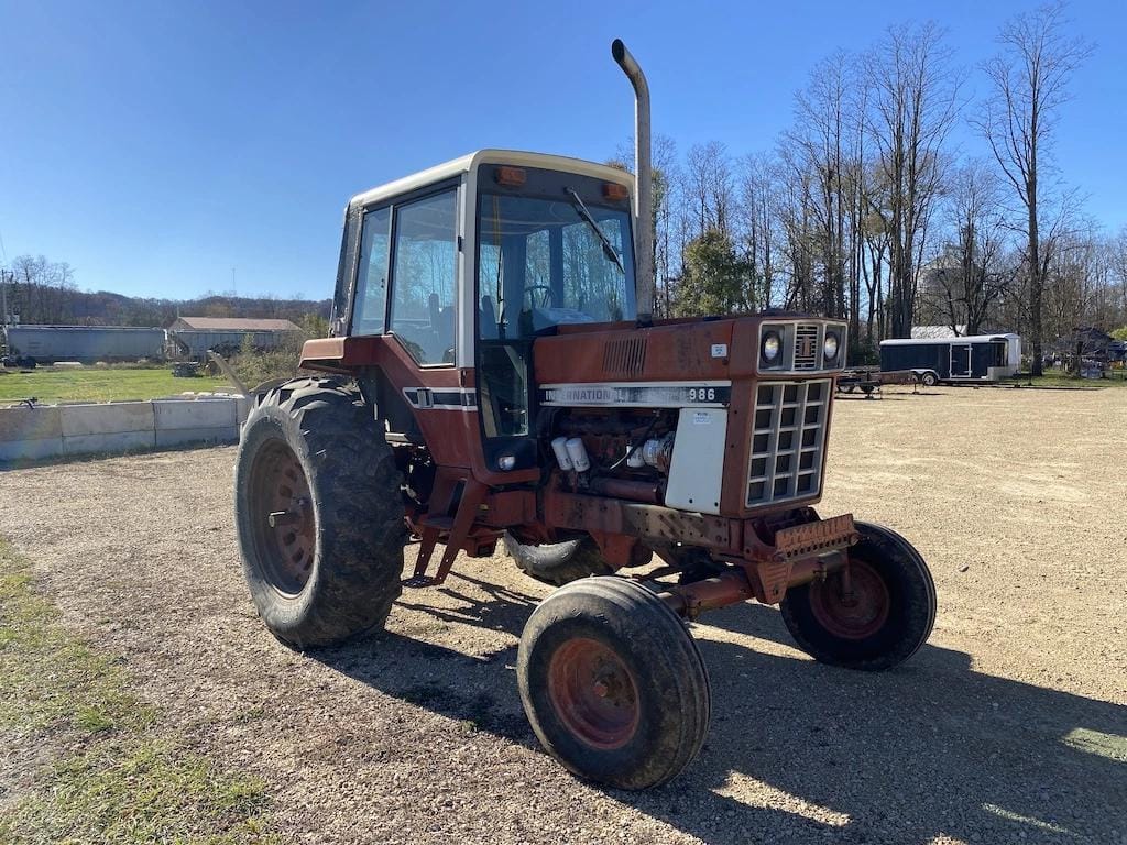 Main image International Harvester 986