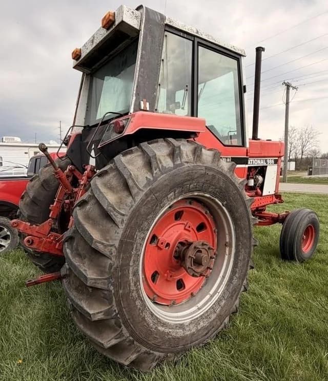 Image of International Harvester 986 equipment image 3