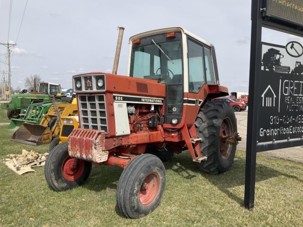 Main image International Harvester 986