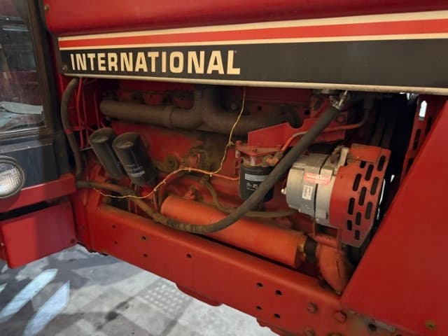 Image of International Harvester 986 equipment image 4