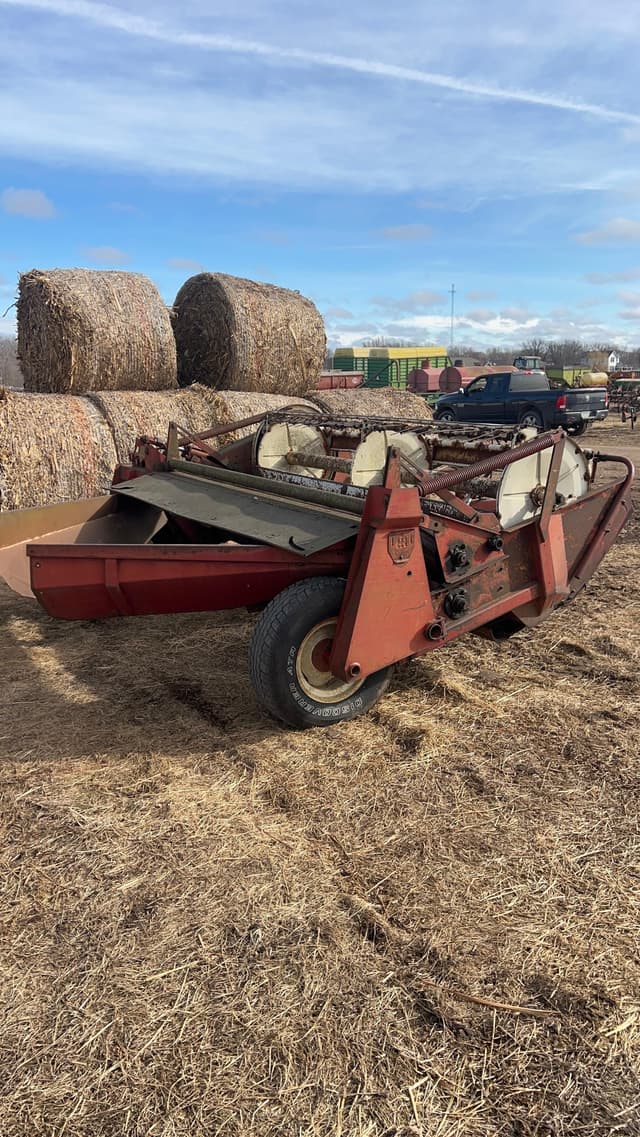 Image of International Harvester 990 equipment image 2