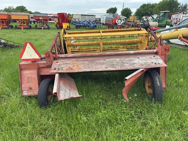 Image of International Harvester 990 equipment image 2