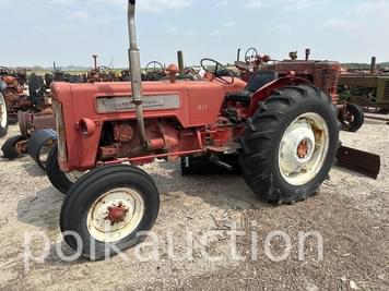 Main image International Harvester B-414