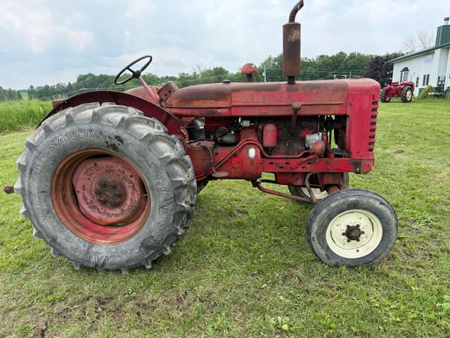 Image of International Harvester 450 equipment image 3