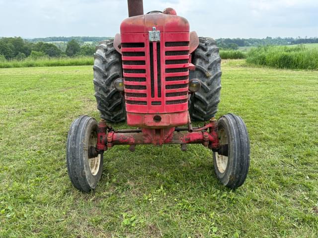 Image of International Harvester 450 equipment image 1