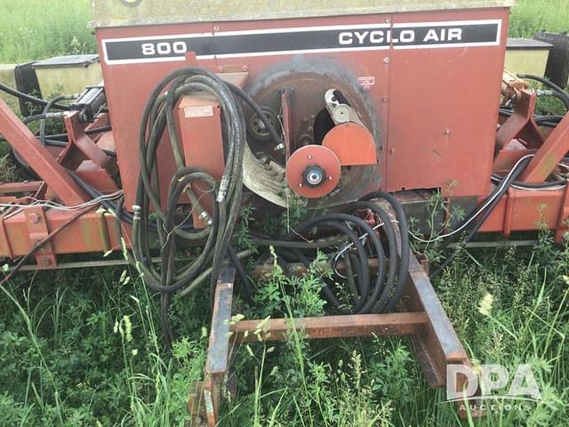 Image of International Harvester 800 Cyclo Air equipment image 2