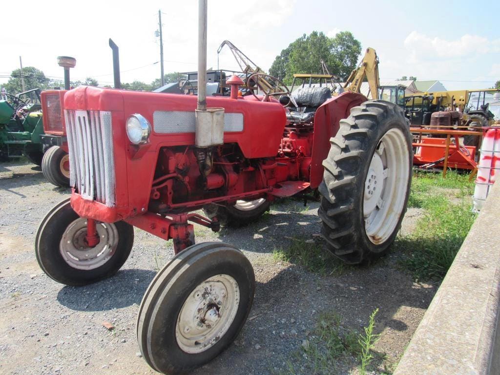 Main image International Harvester D-414