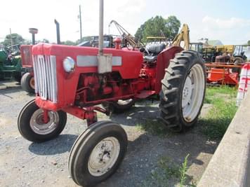Main image International Harvester D-414