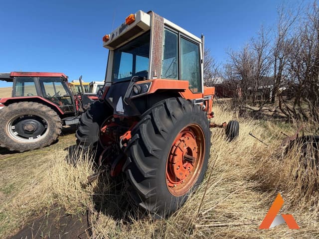 Image of International Harvester 1086 equipment image 4