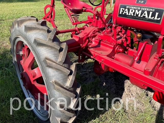 Image of Farmall F-20 equipment image 3