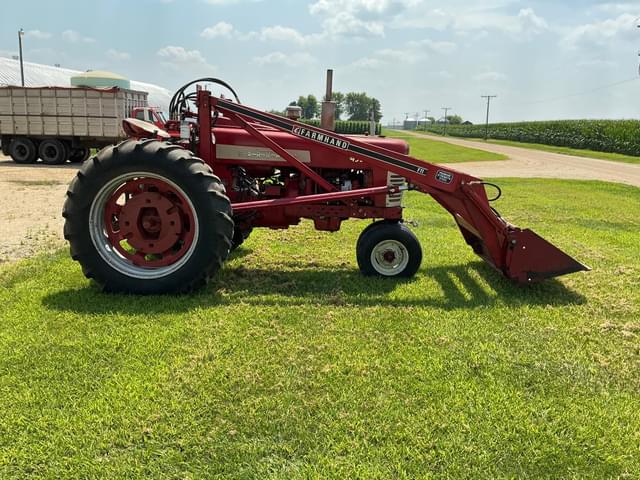 Image of Farmall 450 equipment image 3