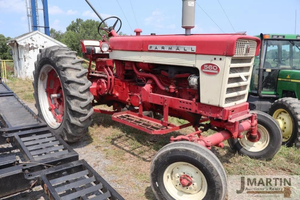 Image of Farmall 560  Primary image