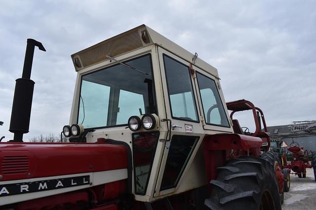 Image of Farmall 706 equipment image 4