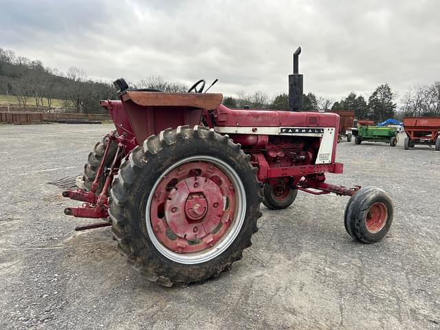 Image of International Harvester 706 equipment image 3