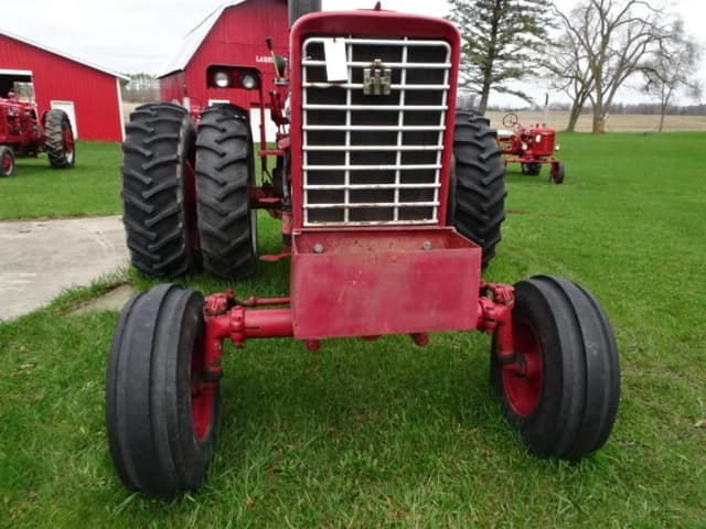 Image of International Harvester 756 equipment image 2
