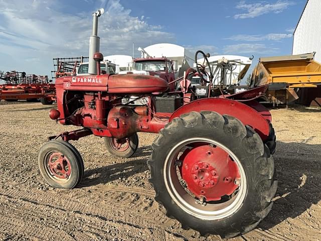 Image of Farmall A equipment image 1
