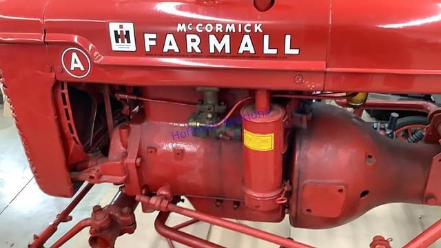 Image of Farmall A equipment image 2