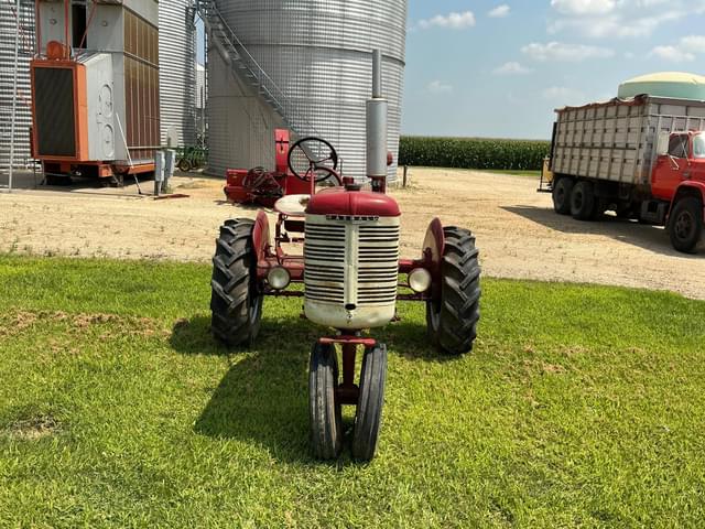 Image of Farmall B-450 equipment image 4