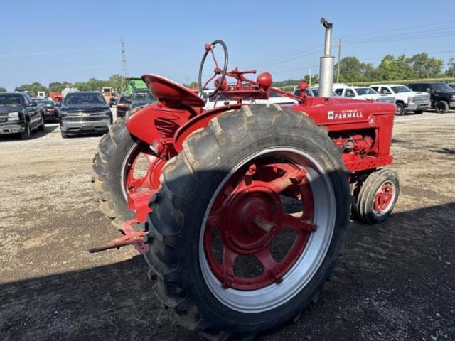 Image of Farmall H equipment image 3