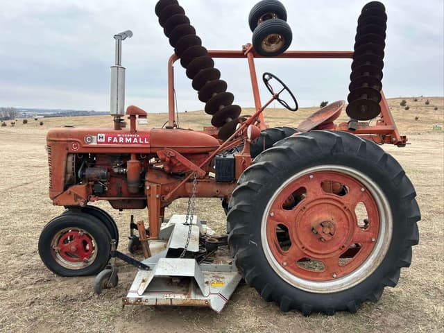 Image of Farmall C equipment image 1