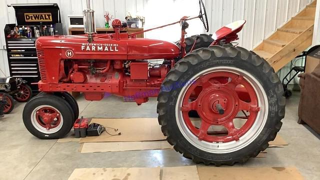 Image of Farmall H equipment image 1