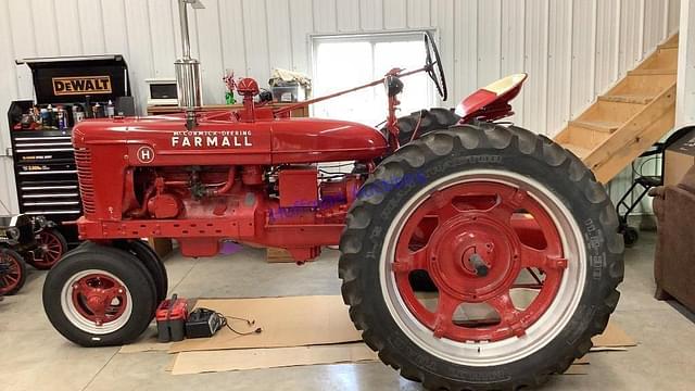 Image of Farmall H equipment image 2