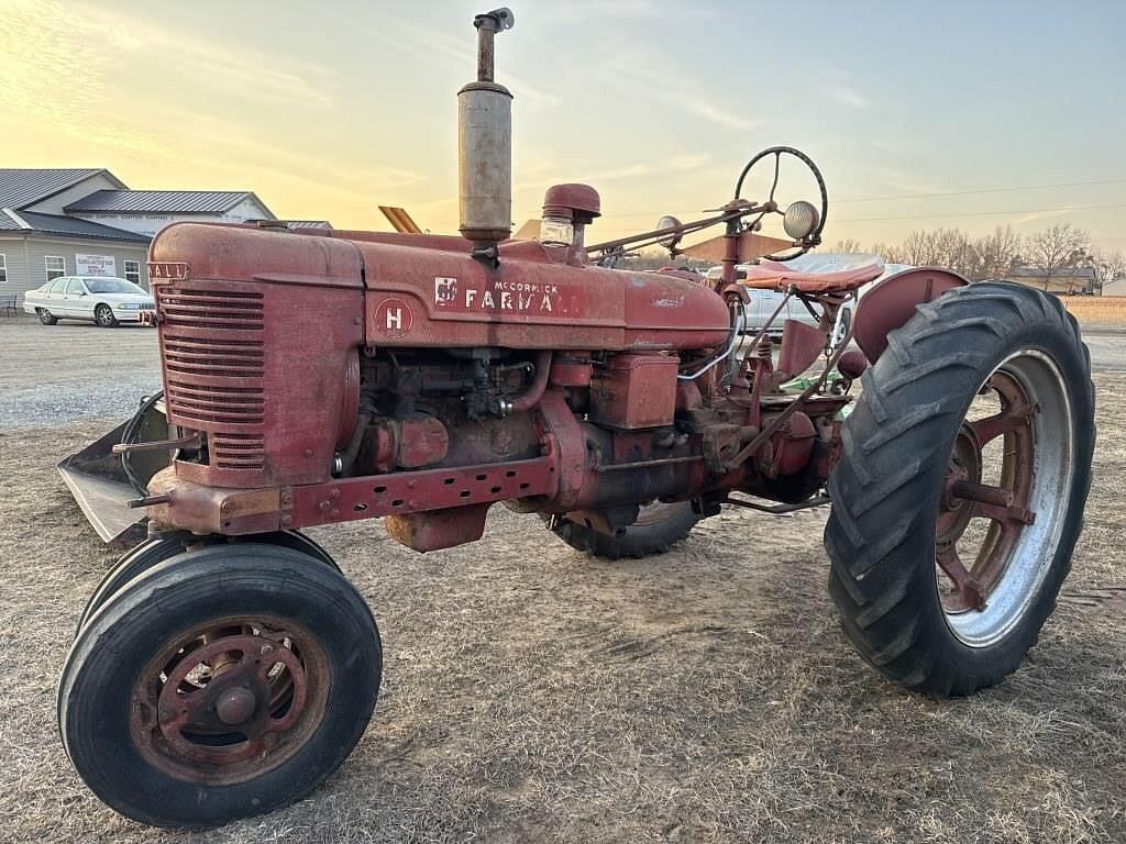 Image of Farmall H Primary image