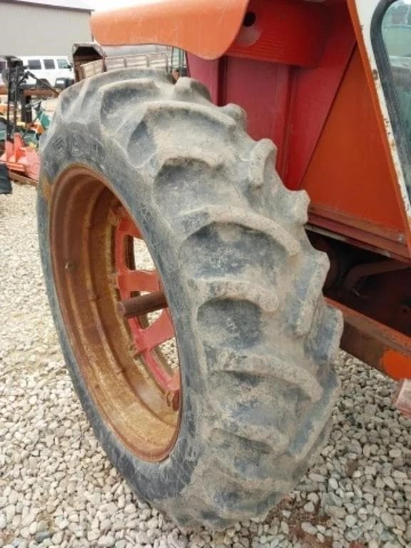 Image of Farmall Hydro 70 equipment image 3