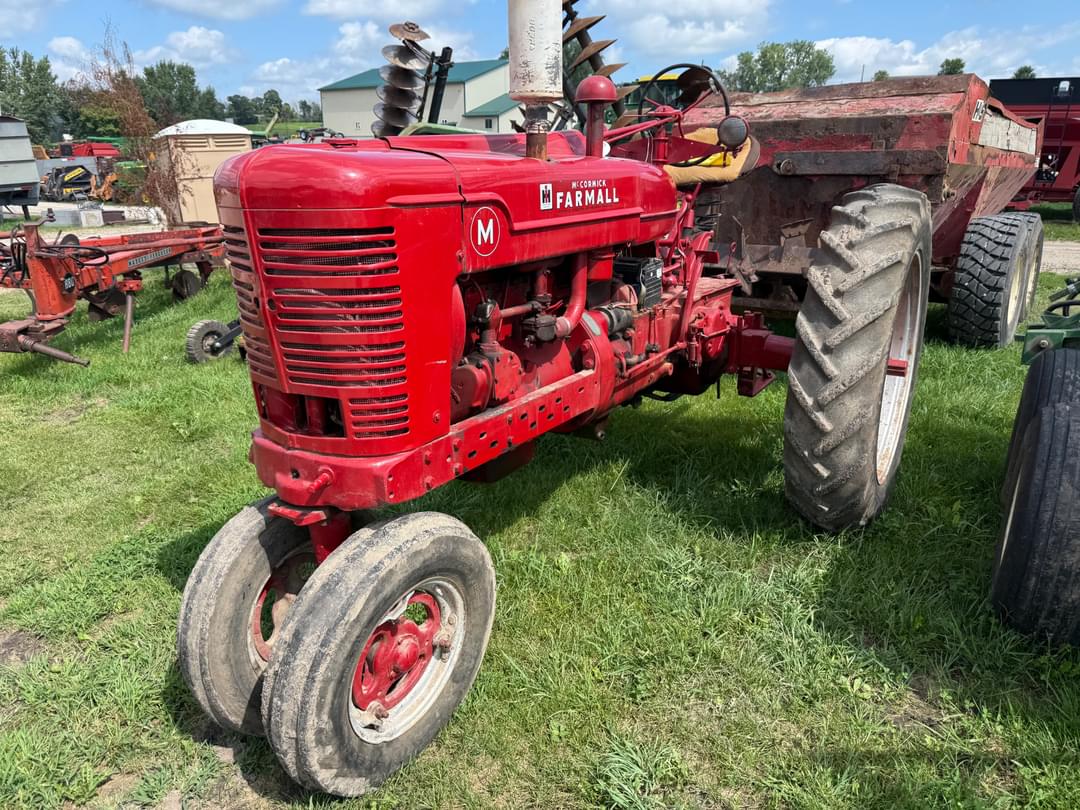 Image of Farmall M Primary image