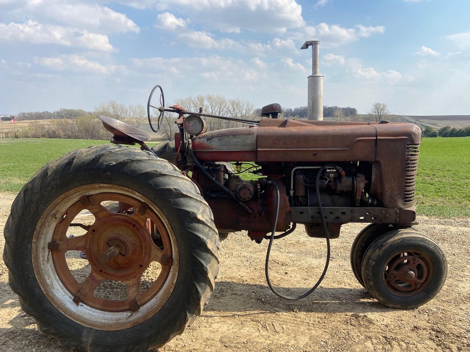 Main image Farmall M 0