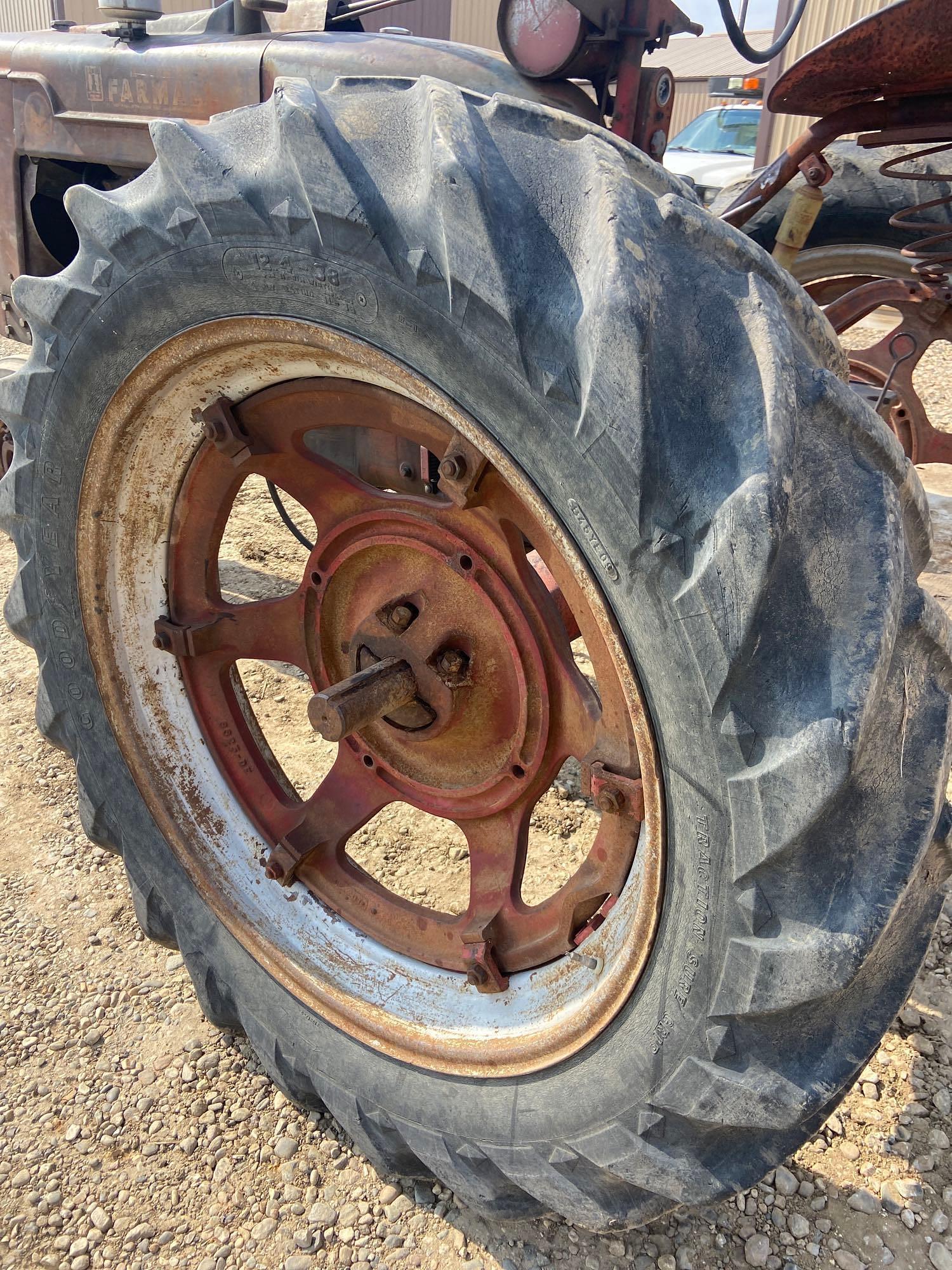 Main image Farmall M 11