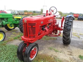 Main image Farmall 300