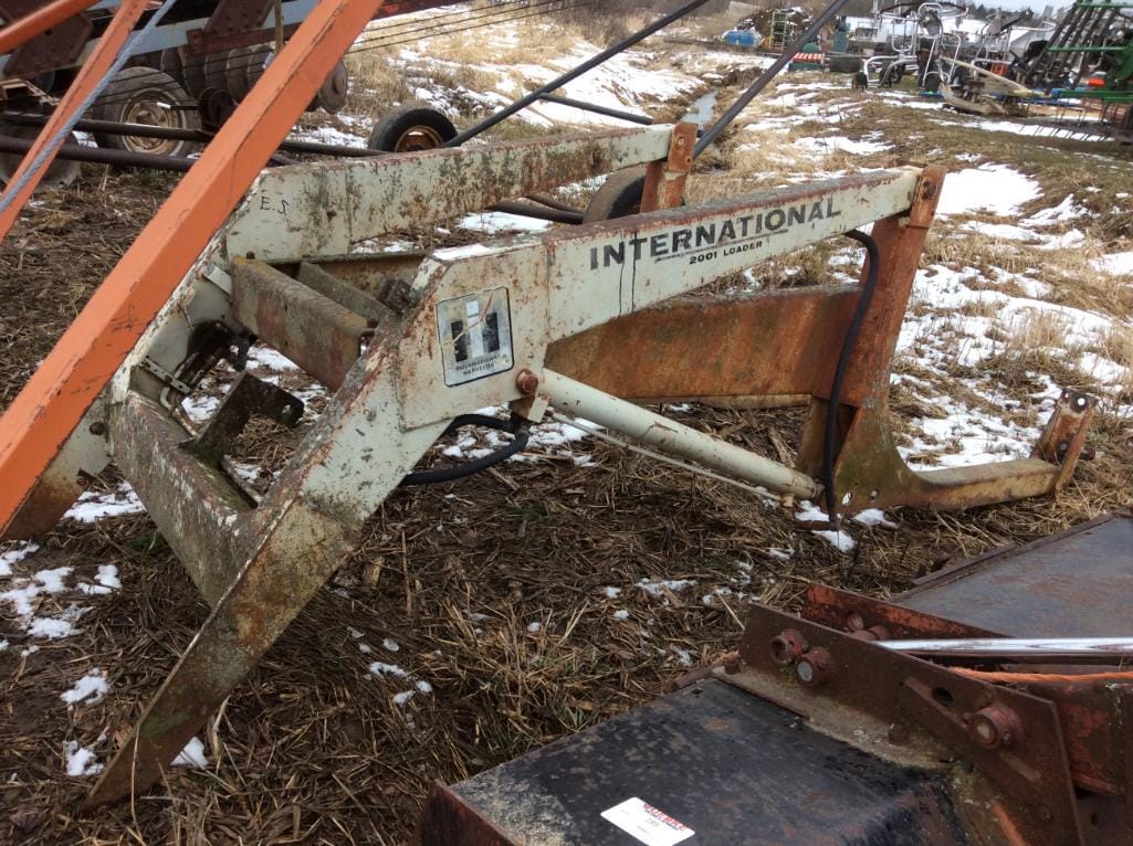 Main image International Harvester 2001