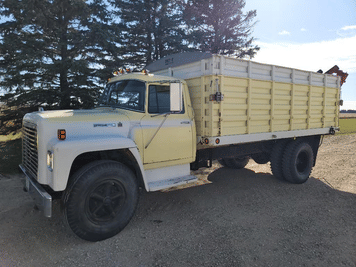 Main image International Loadstar 1600