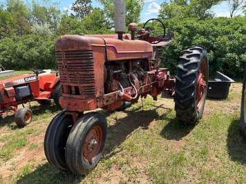 Main image International Harvester M