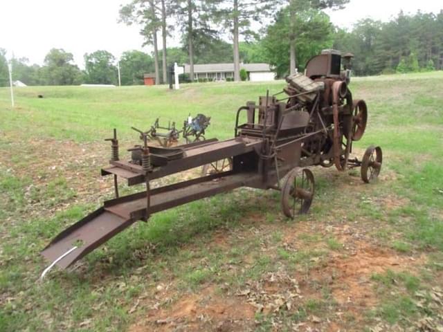 Thumbnail image International Harvester C50 4
