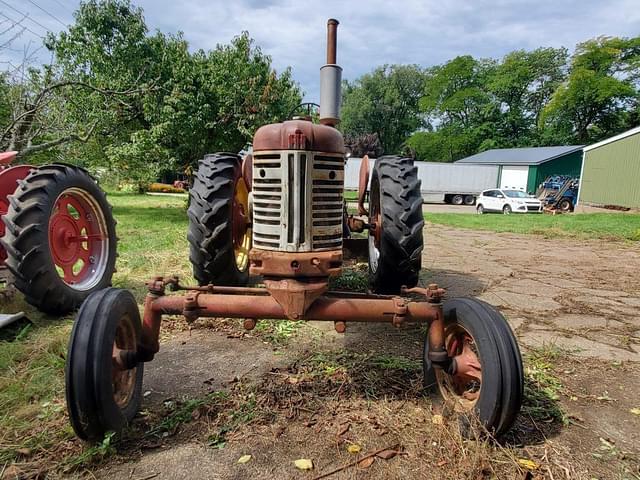 Image of Farmall 350 equipment image 1