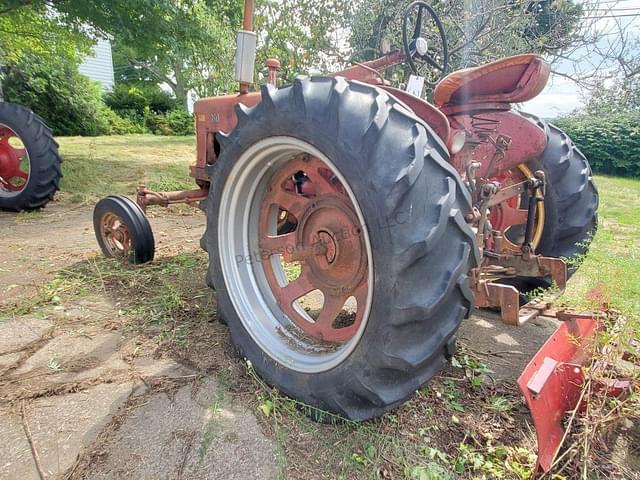 Image of Farmall 350 equipment image 4