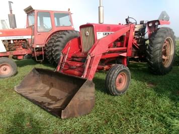 Main image International Harvester 656