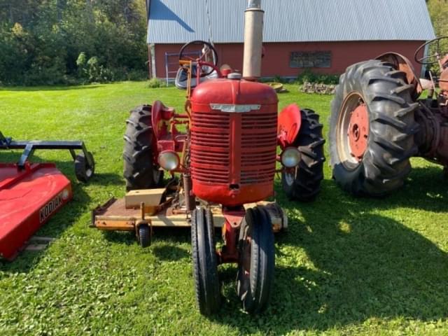 Image of Farmall B equipment image 1